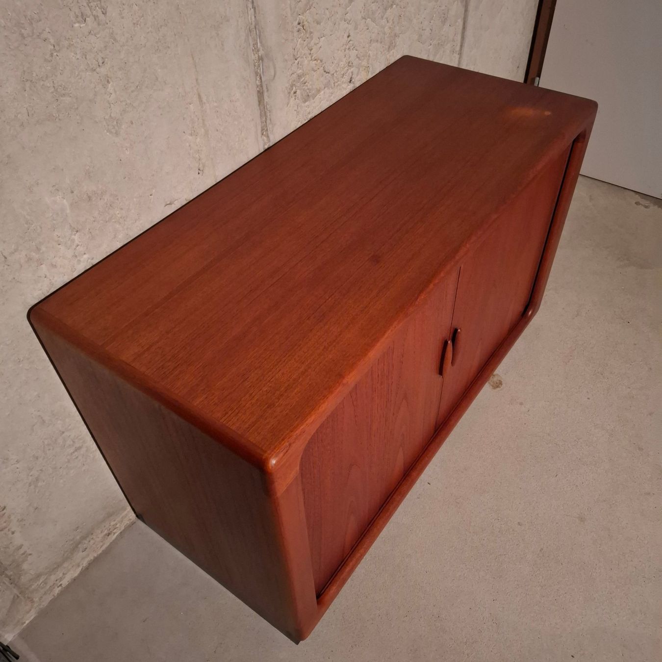 Kommoden: Sideboard Lowboard Denmark Danish 1960 Teak Dyrlund – Gebraucht aus Neuchâtel von Rochawood 2