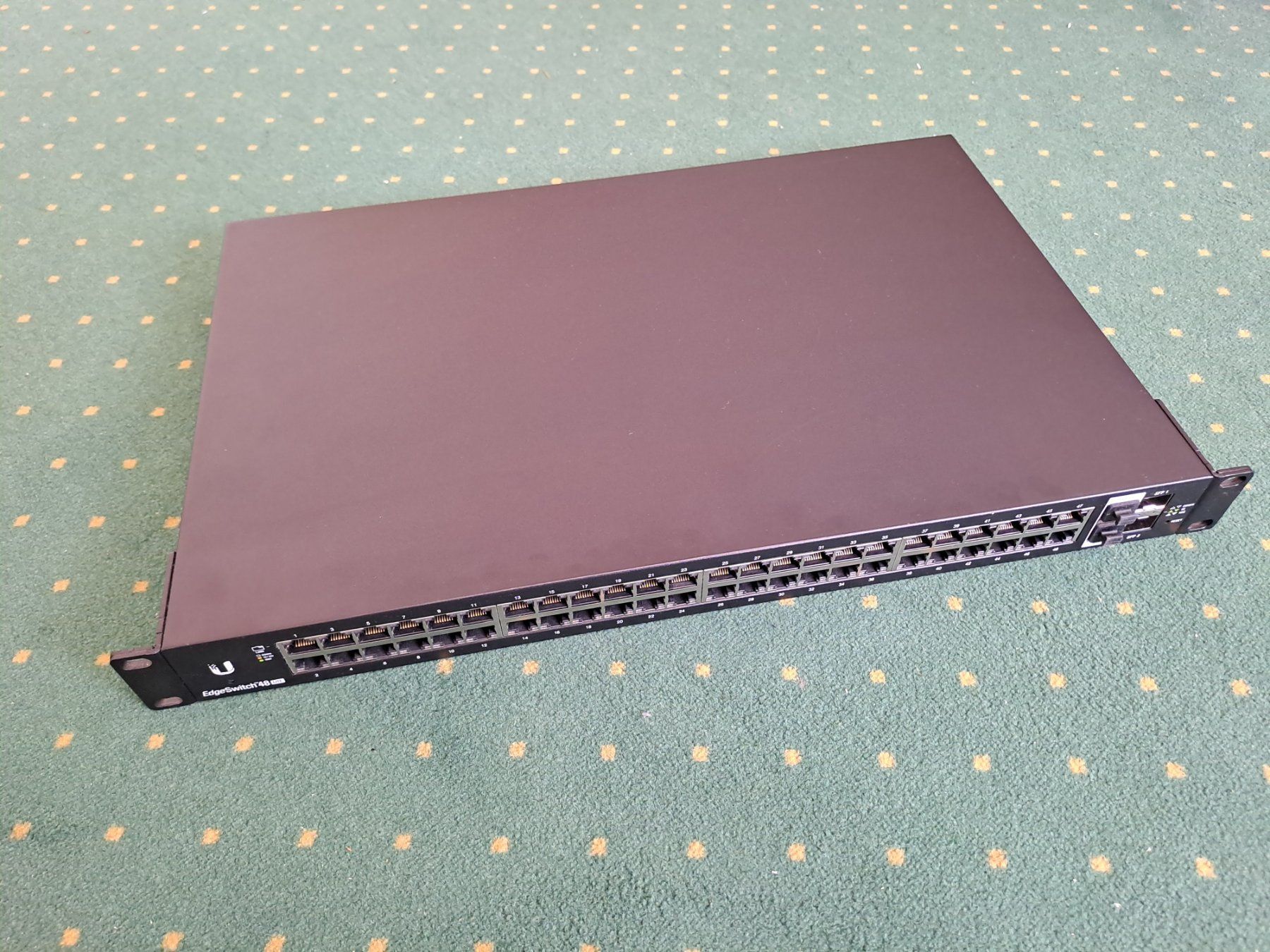 Ubiquiti Hub & Switch: Ubiquiti EdgeSwitch 48 Lite – Usato da Nussbaumen AG venduto da Aurelio24 1