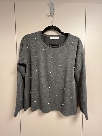 Grey Promod sweater with pearls