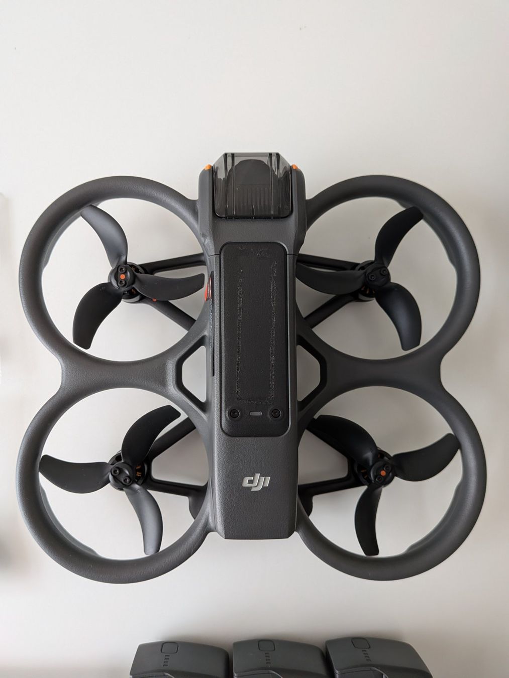 DJI RC Modellbau: DJI Avata 2 Fly More Combo (Three Batteries) & RC 3 – Gebraucht aus St. Gallen von Patrikair 2