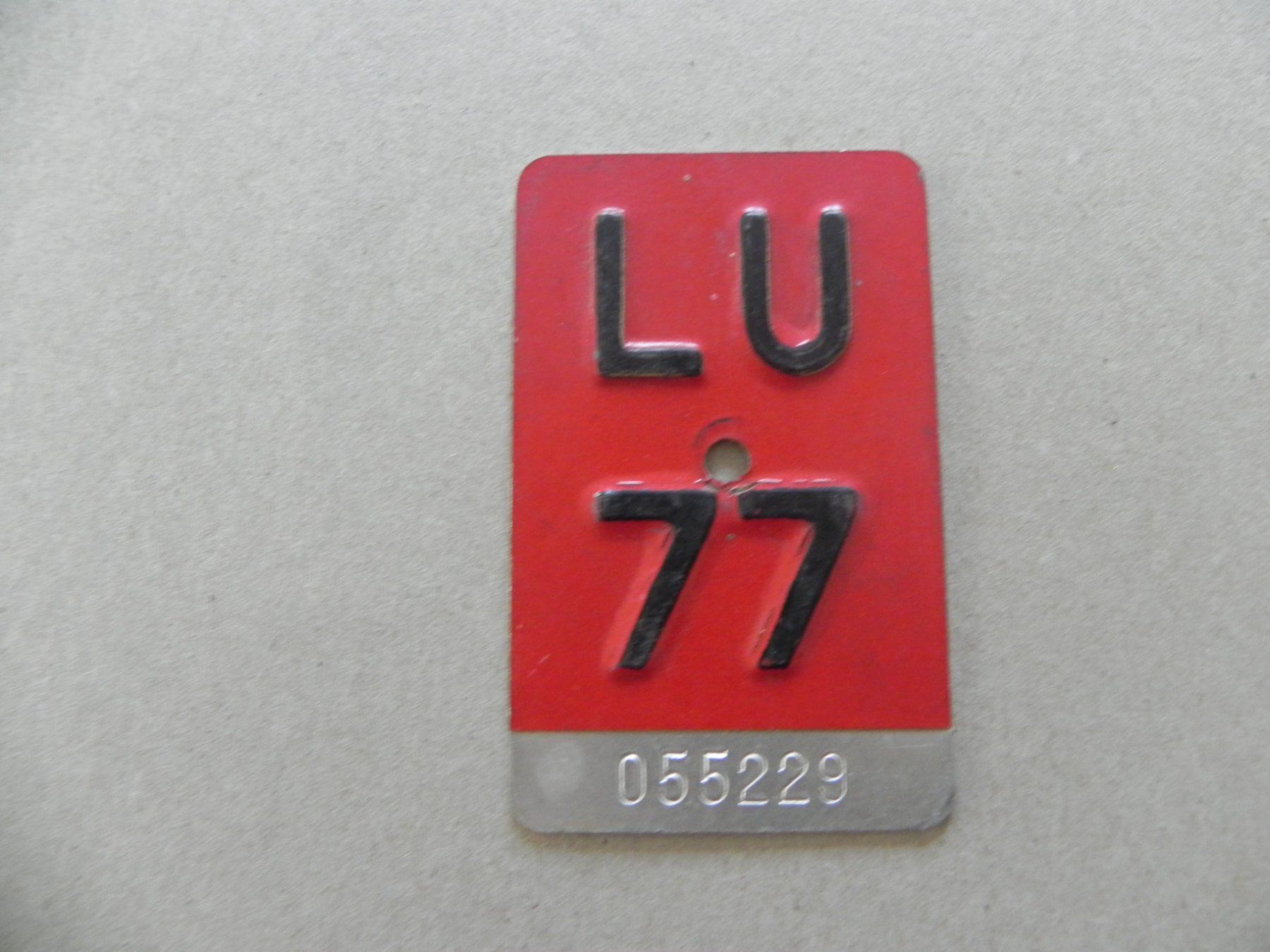 Schilder: Velonummer Rad Velo Nummer LU 77 Luzern 1977 Geschenk – Gebraucht aus Siebnen von krimsie
