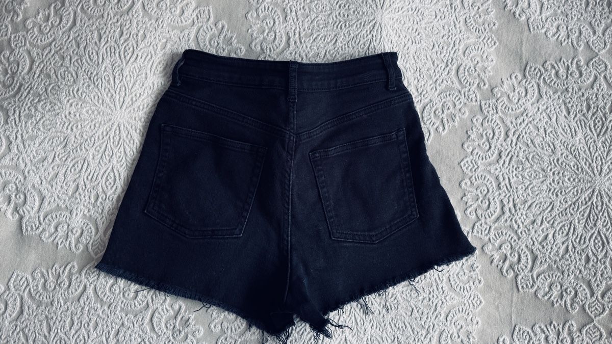 H&M Jeans: Jeans Shorts – Nuovo (secondo la descrizione) da Hünenberg See venduto da Schulers 1