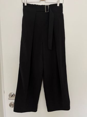 Freizeithose Gr. M, Farbe schwarz