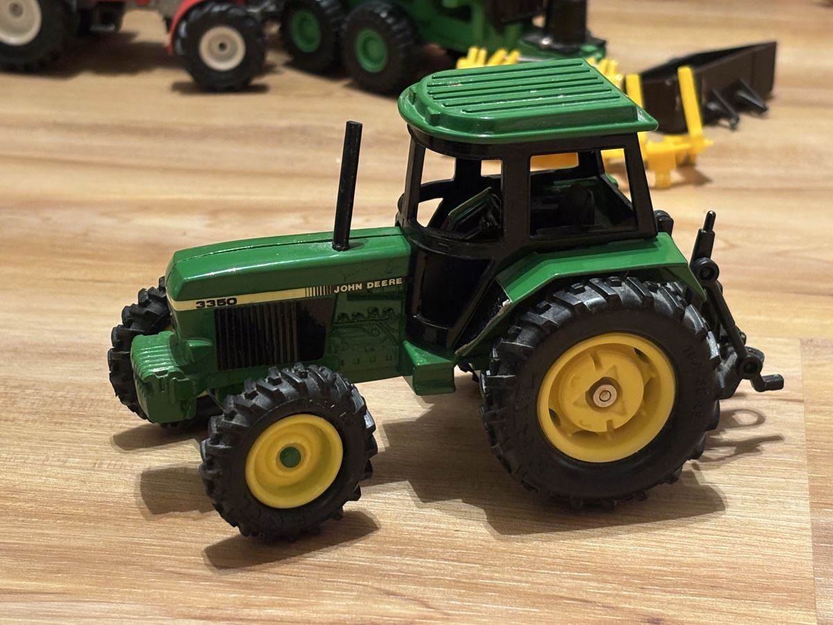 Set Veterinario John Deere ERTL 1/32 Con Gator E Camion - Giocattolo 2024, LP85798