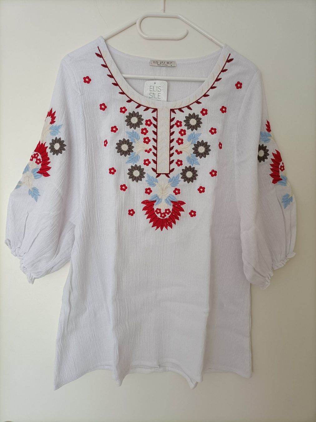Tuniche: Weisse Tunika Bluse Grösse M, NEU! – Nuovo (secondo la descrizione) da Wil SG venduto da MissMillie71