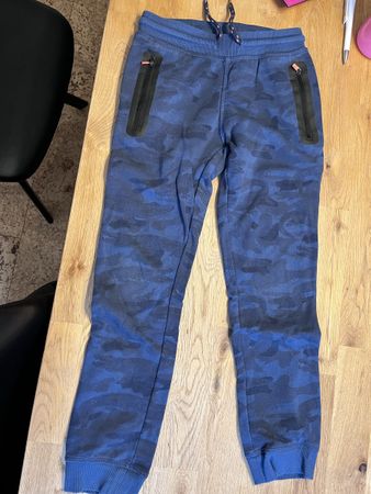 C&A Jungen-Hose, Grösse 128, coole Tarnfarben für Herbst!