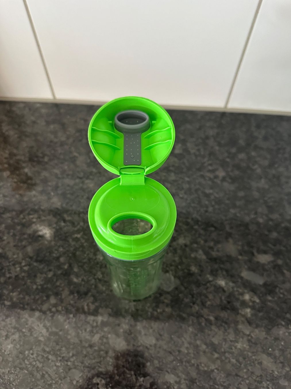 Borracce & Thermos: Trinkflasche SISTEMA 600ml BPA Free – Usato da Horgen venduto da linuxrp 3