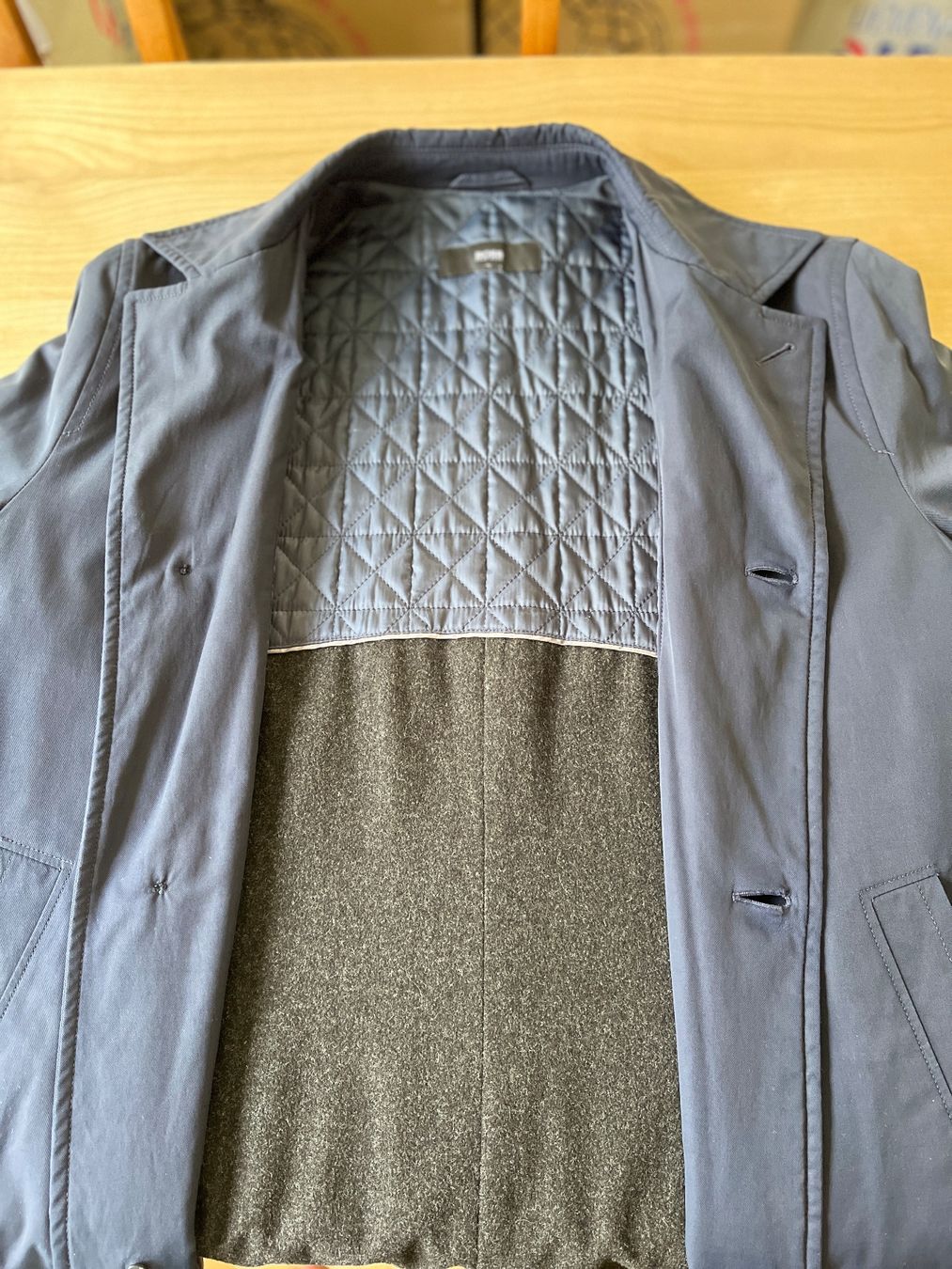 Hugo Boss Cappotti: Hugo BOSS Imperméable Homme – Usato da Dübendorf venduto da SHAS2009 1