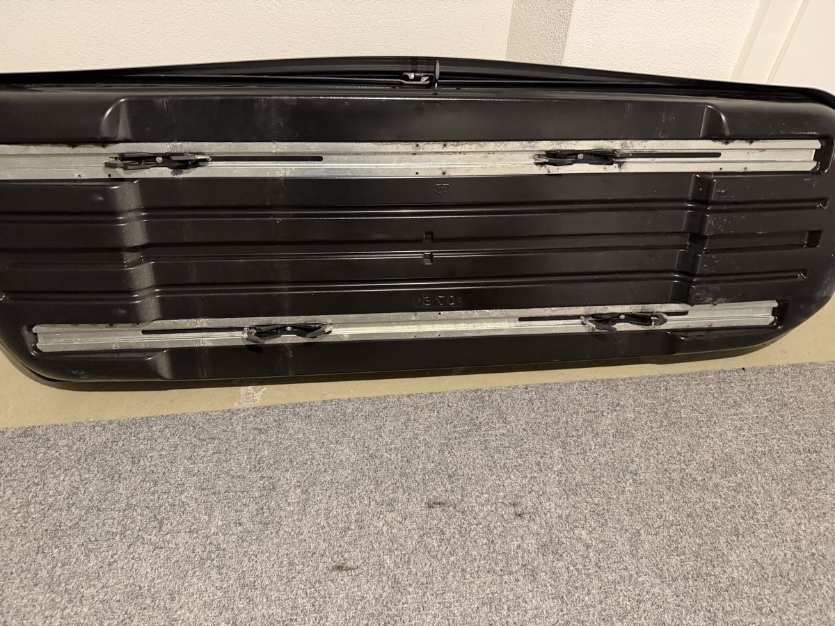 Thule Dachboxen: Dachbox Thule Dachbox gebraucht, silber, 75 kg Zuladung – Gebraucht aus Winterthur von Piotr-Mercedes 5