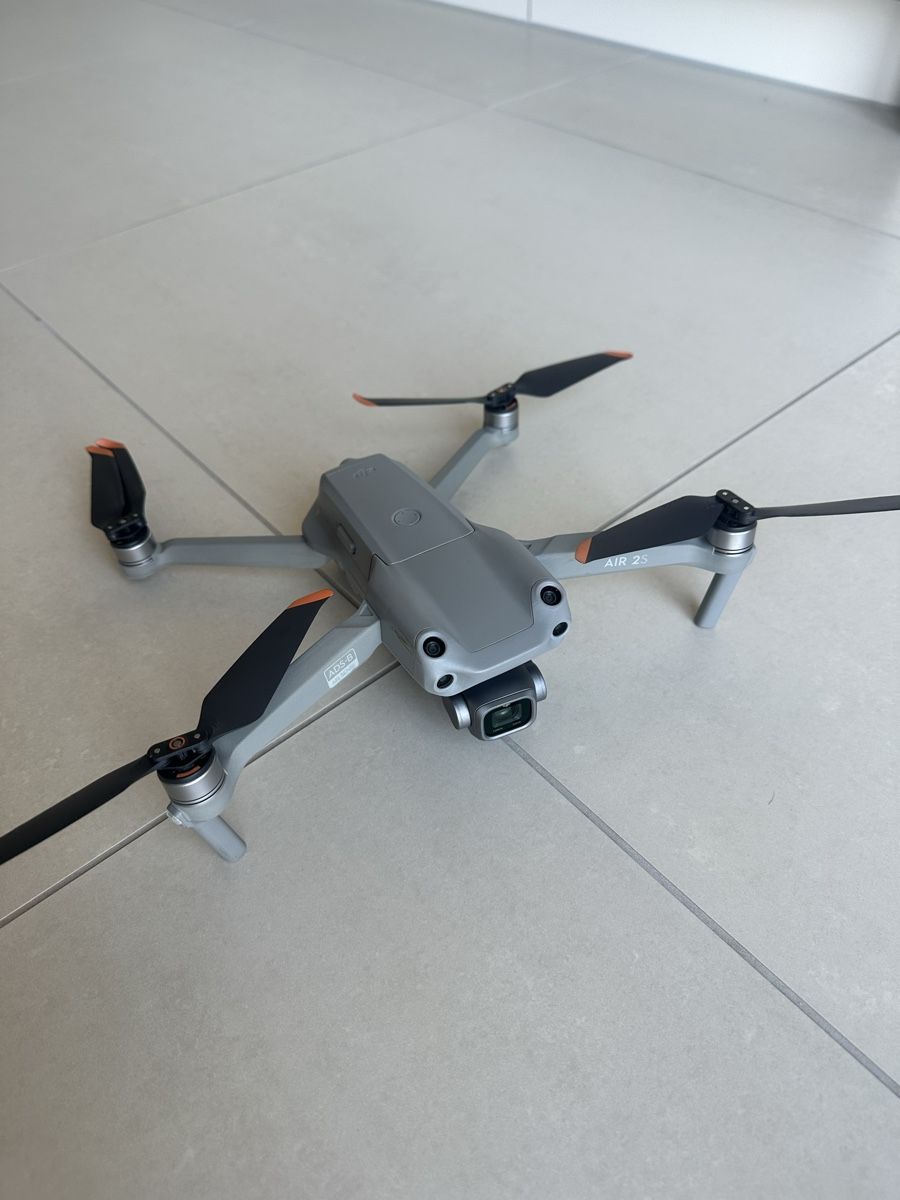DJI RC Modellbau: DJI Mavic Air 2S Fly more Combo – Gebraucht aus Uster von Meil99 1