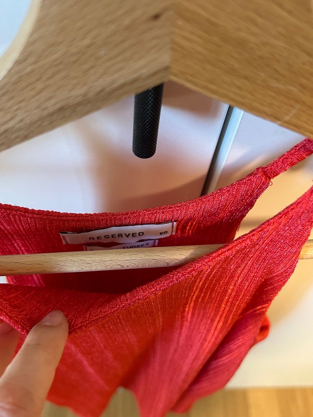 Tops: Top rot Grösse XS Zustand gut – Gebraucht aus Zürich von Dailychic 1
