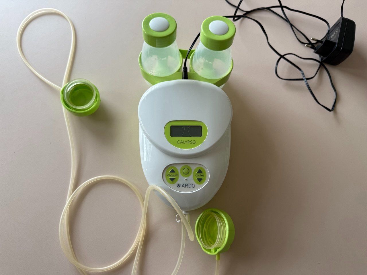 Ardo Accessori per l’allattamento: Ardo Calypso Breast Pump - large set + bag – Usato da Genève venduto da igo_8jgk