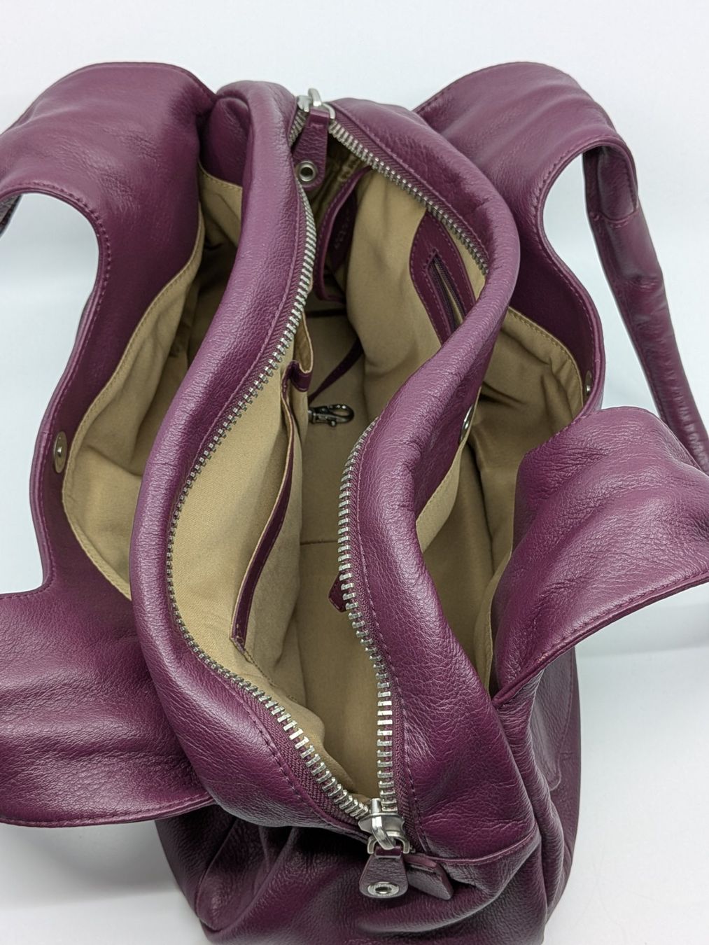 Ecco Borse da donna: Ecco Ledertasche magenta lila – Usato da Emmen venduto da magelan 7