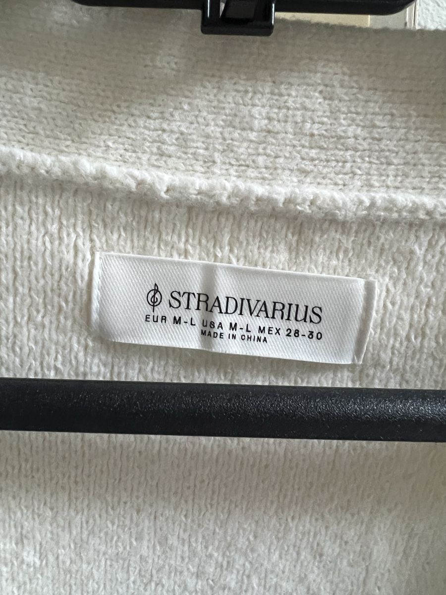 Stradivarius Giacche: Beige Strickjacke von Stradivarius, Gr. M/L – Nuovo (secondo la descrizione) da Kirchberg BE venduto da lea_kb6y 3
