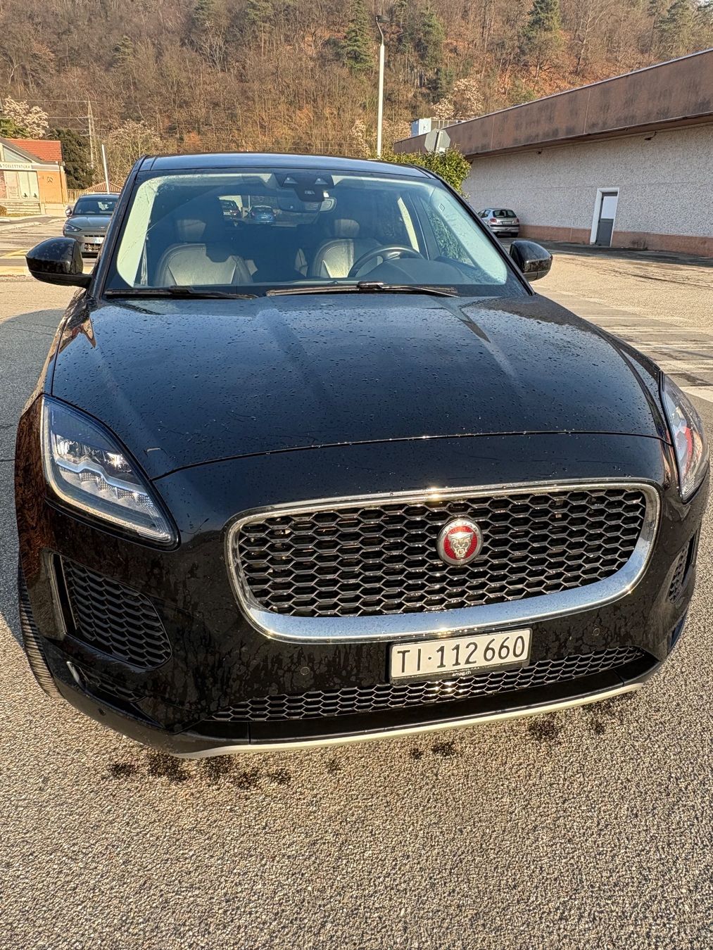 Jaguar Automobili: JAGUAR E-Pace 2.0D AWD aut. R-Dynamic – Usato da Astano venduto da Anto1962 6