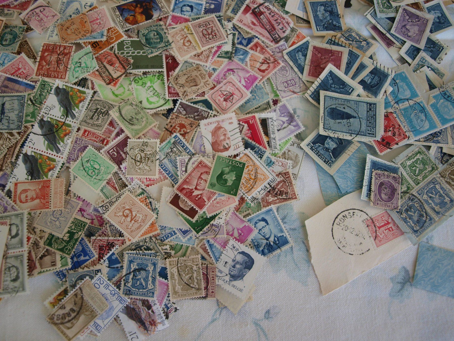 Tutti i francobolli: Belgien ca 1000 Marken = 75 g .Gebraucht, – Usato da Aarau venduto da Marcele0 3