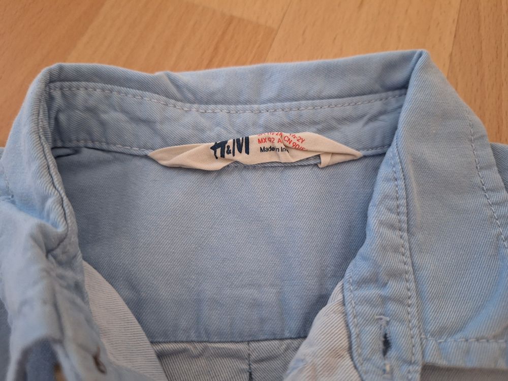 H&M Camicie, T-shirt & Polo: Hemd von H&M in Gr. 92 – Usato da Oberrieden venduto da man_9tm2 3