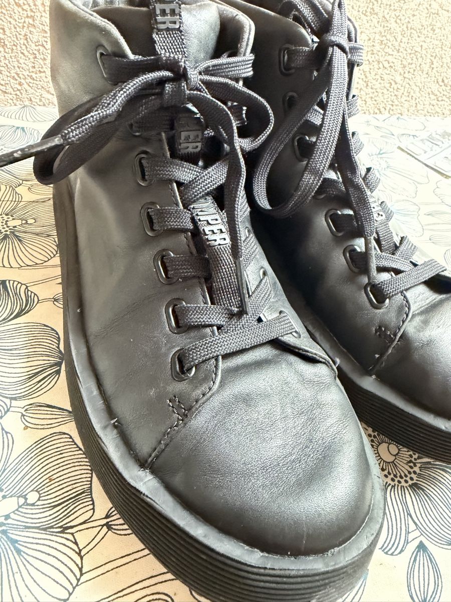 Camper Scarpe da donna: Campers noires taille 40 – Usato da Savagnier venduto da Pivovar2 1