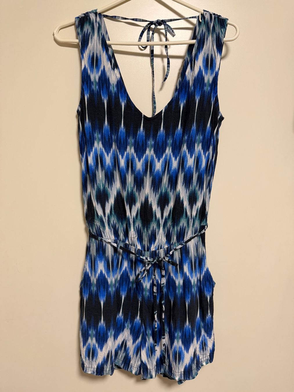 Lotti di vestiti: Kleiderpacket Damen Gr 36 -38 EUR – Usato da Basel venduto da iulia_haul 6