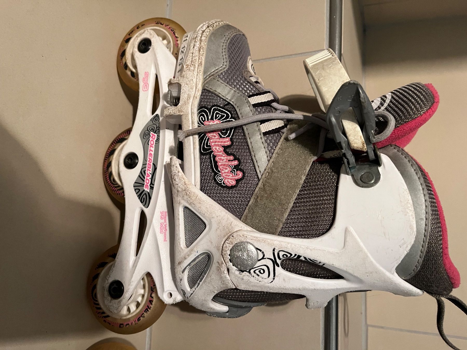 Pattini in linea & Pattini a rotelle: Rollerblade Grösse 28-32 – Usato da schönenwerd venduto da klupci 2