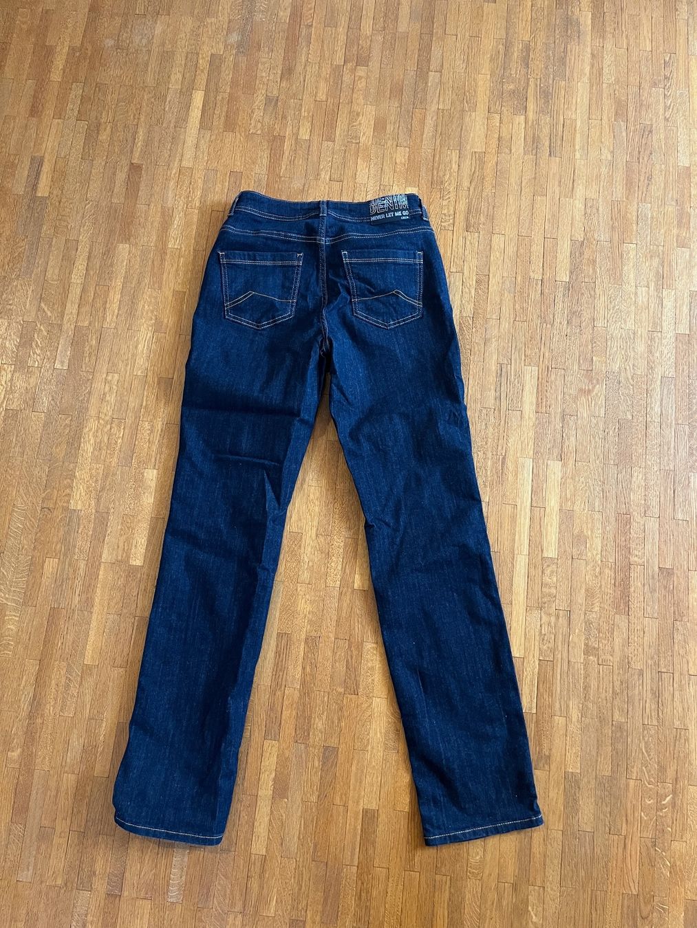 Cecil Jeans: Jeans – D'occasion à Jegenstorf par Zarastra 1