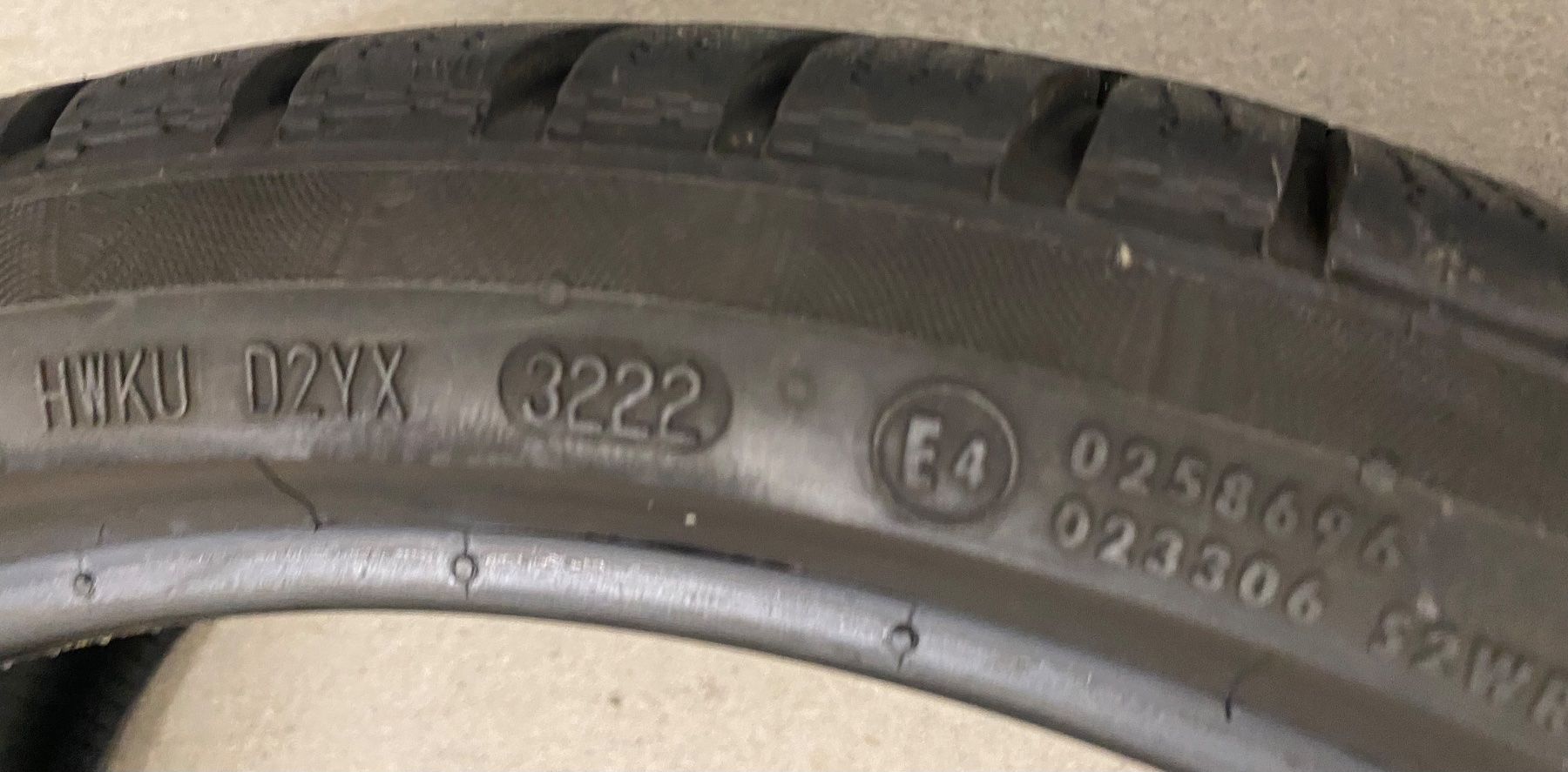 Pneus & Kompletträder: 265/30R20 Continental WinterContact – Gebraucht aus Baar von agr_lpq8 4