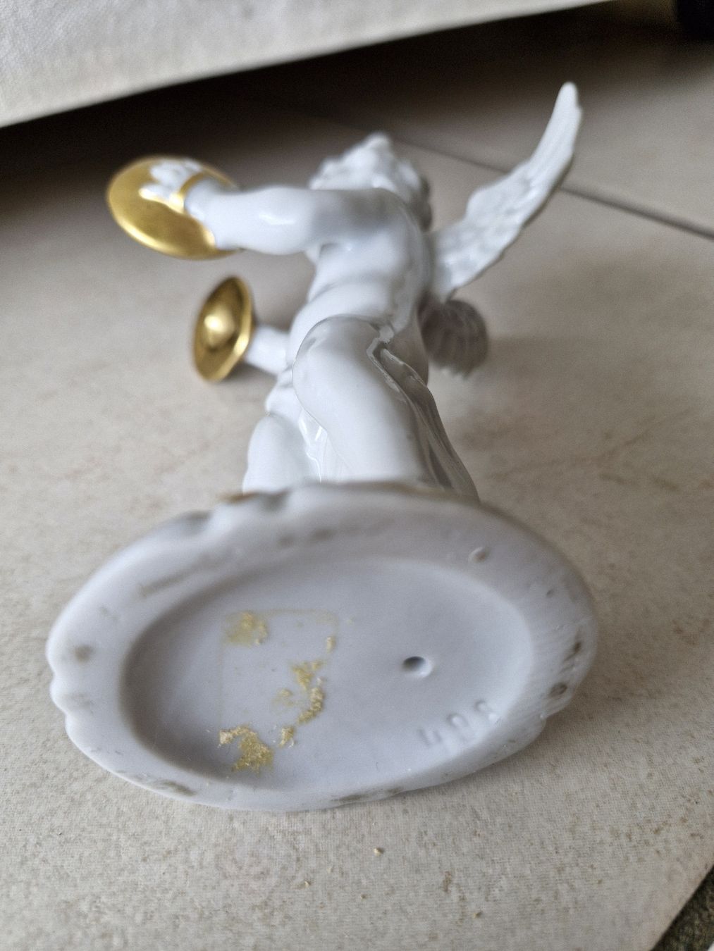 Statuette: Statuetta in porcellana con putto – Usato da Giubiasco venduto da bar_r9hz 4