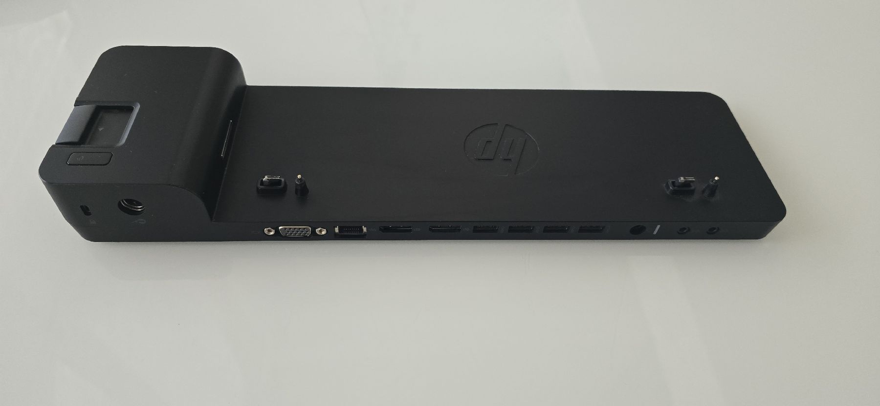 Hewlett Packard Docking station: ​HP UltraSlim Docking Station 2013 – Usato da Marbach SG venduto da leu_2bfm 1