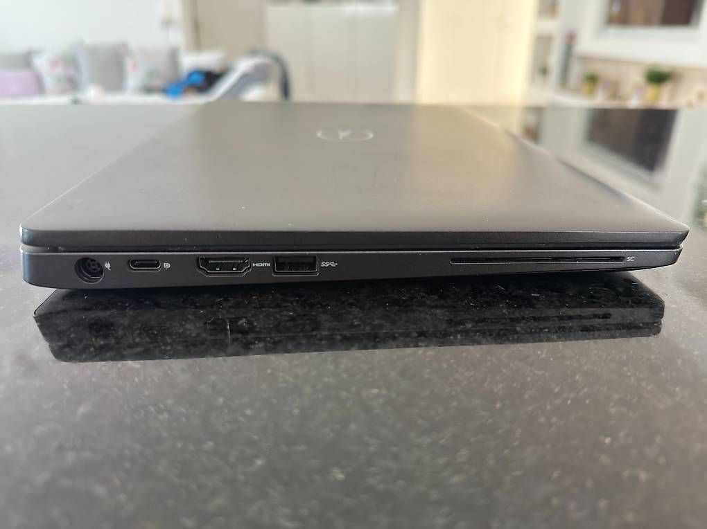 Notebook: Dell Latitude 5300 – Usato da Neuhausen am Rheinfall venduto da aleksandar.venco 3