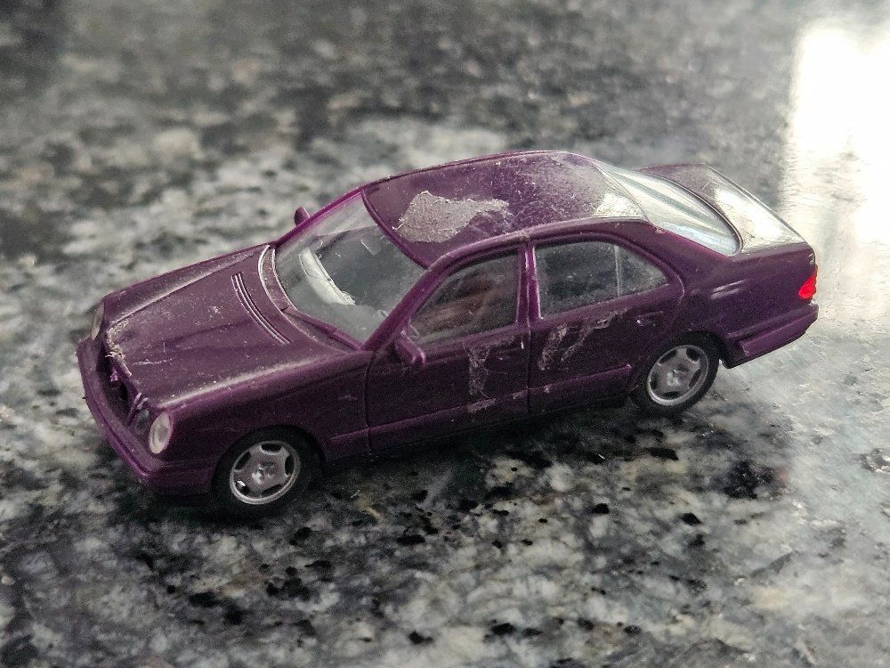 Herpa Modellautos: Herpa Mercedes E-Klasse HO 1:87 – Gebraucht aus Kaiseraugst von Carkos