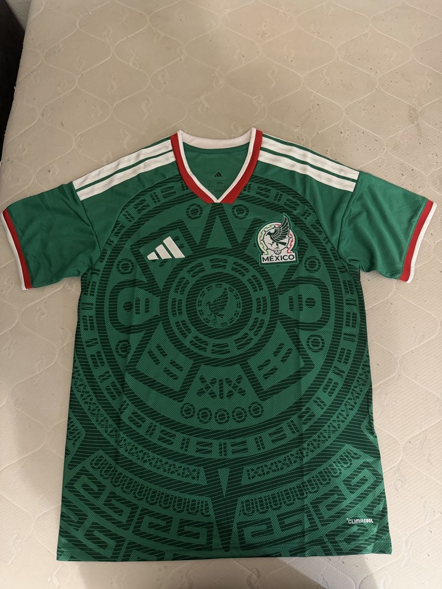 Maillots de corps & Pantalons: Maillot Mexique 2026  – Neuf avec emballage d'origine à Grand-Lancy par ter_bvn7