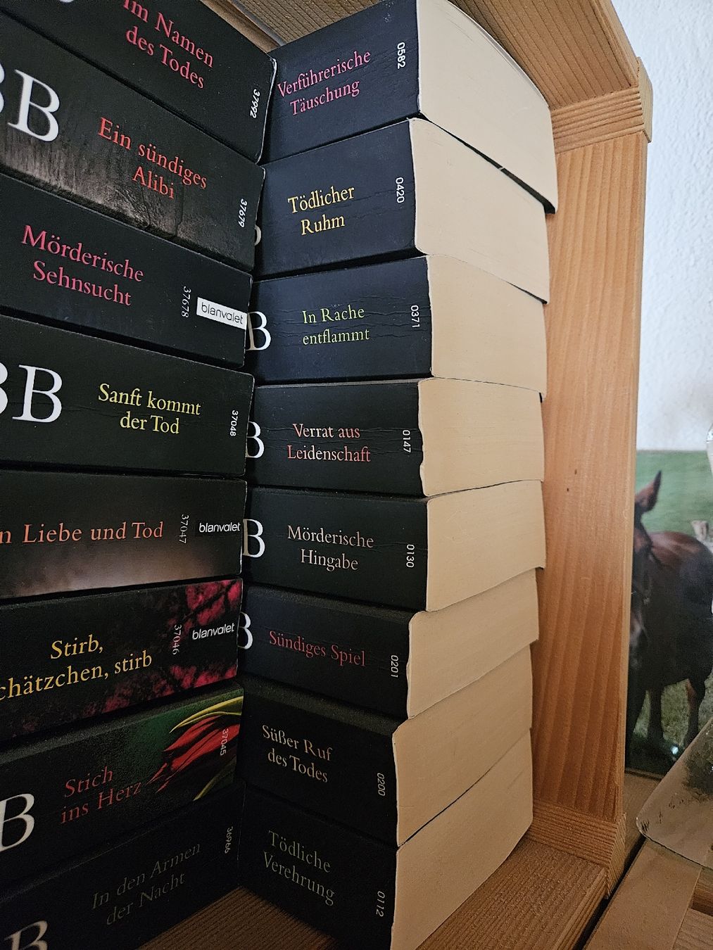 Libri: J.D. Robb Band 1-47 – Usato da Alpnachstad venduto da conny1786 4