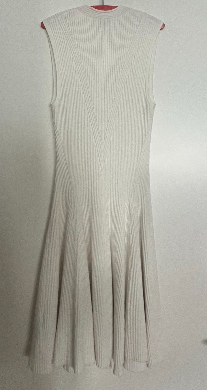 Kleider: club monaco Strickkleid XS – Gebraucht aus Luzern von Lampion 1