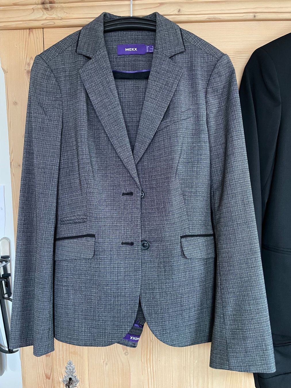 Mexx Completi & Tailleur: Hosenanzug Frauen – Usato da Abtwil SG venduto da Ywi8