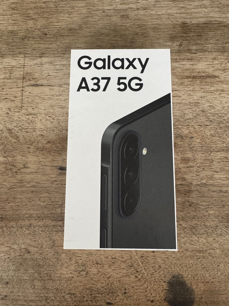 Samsung Telefoni cellulari / Smartphones: Samsung Galaxy A37 5G Orginalverpackt – Nuovo e nell'imballaggio originale da Zürich venduto da IMP