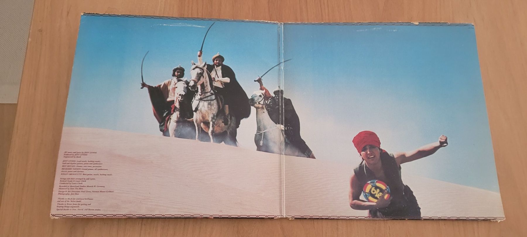 Vinyles: LP  Electric Light Orchestra – D'occasion à Martigny par MZ-67 1