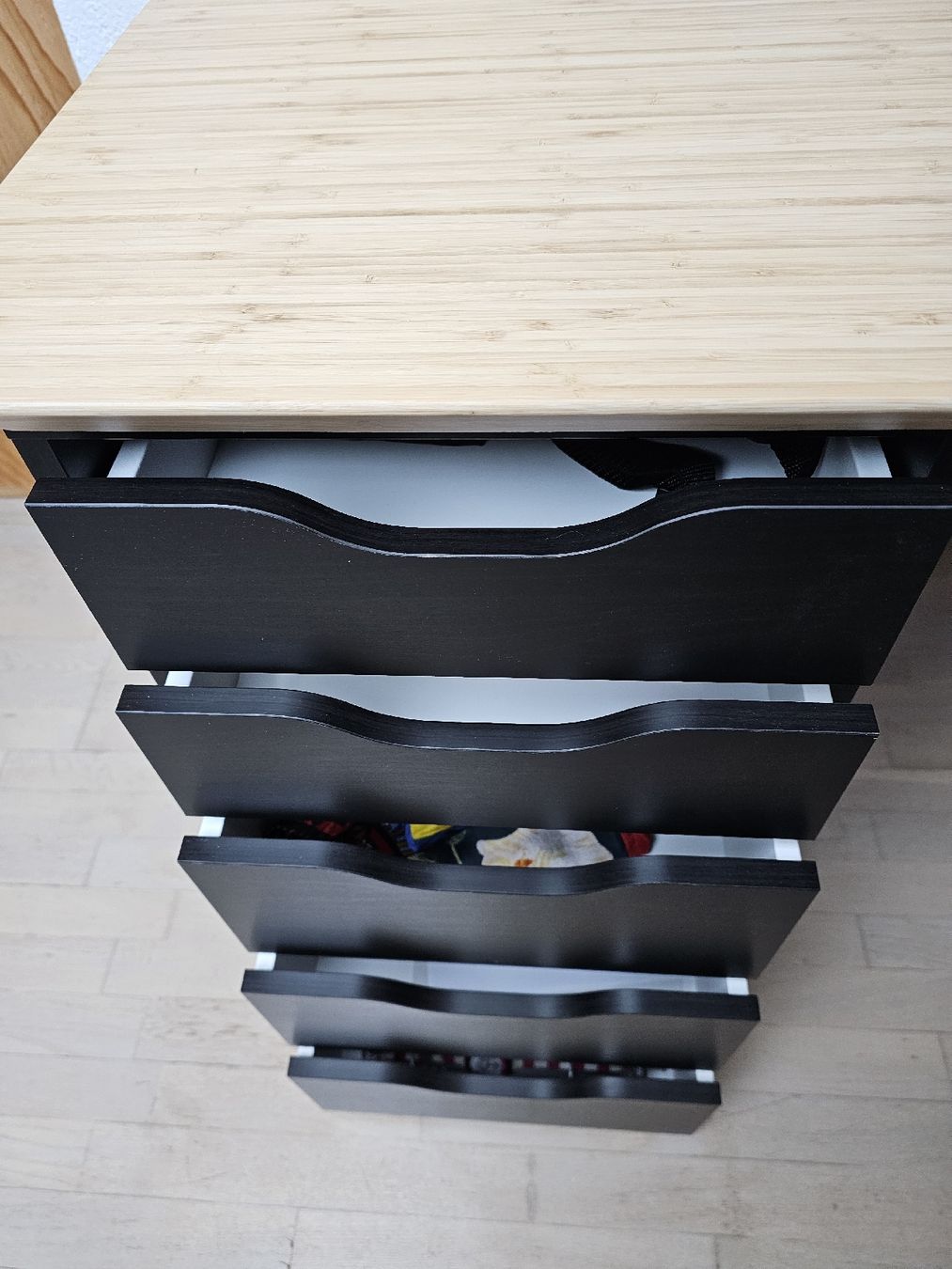 Ikea Schreibtische: Ikea Schreibtisch – Gebraucht aus Ennetmoos von Luzern3000 1