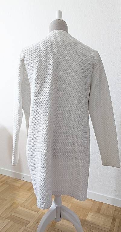Jacken: Weisse Jacke – Gebraucht aus Mönchaltorf von lar_8s5g 1