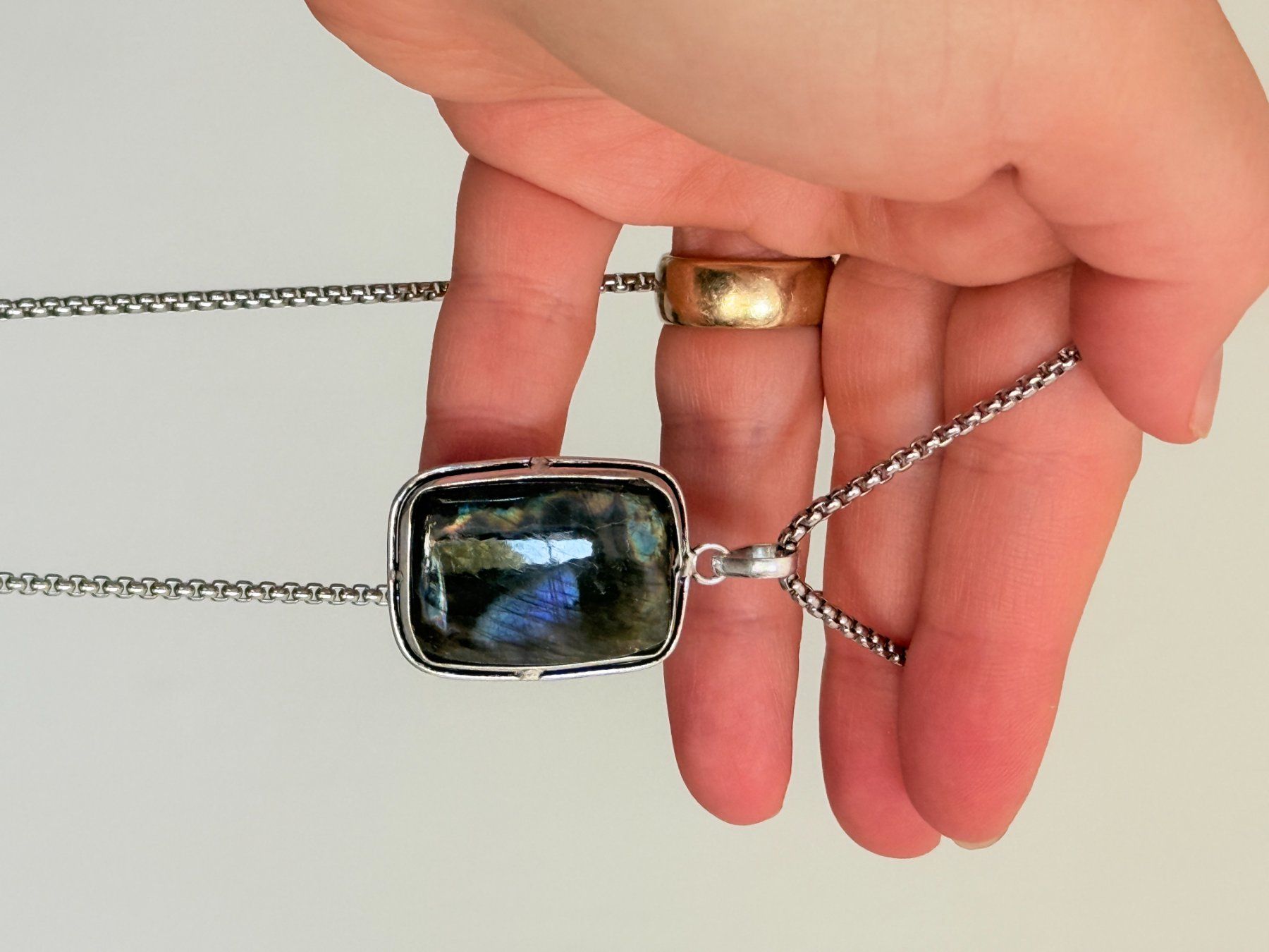 Ketten: Collier avec Labradorite – Neu und originalverpackt aus Genève von AWWA 3