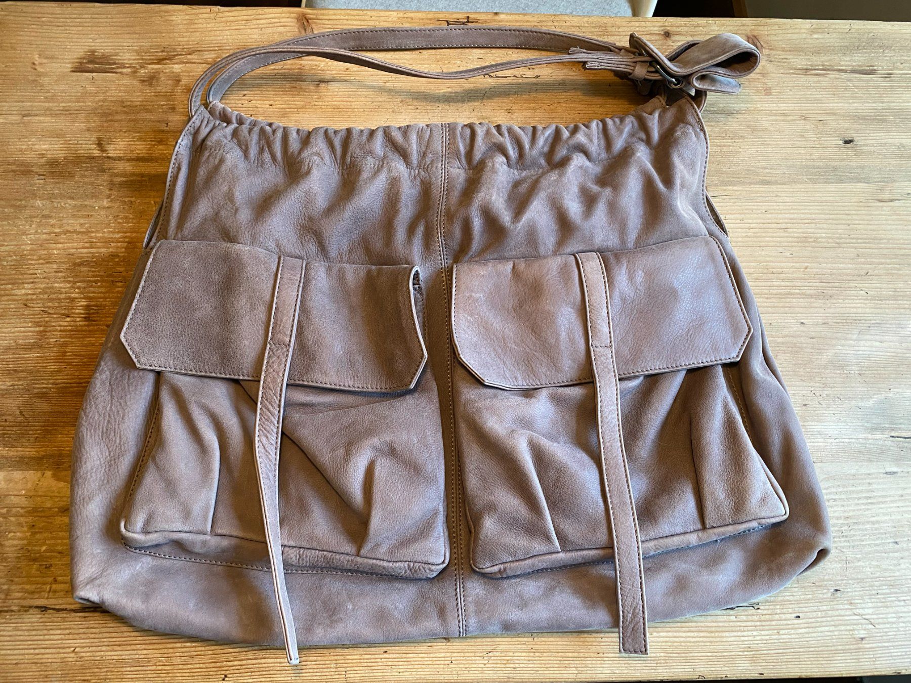 Kookai Borse da donna: Wildleder Tasche Marke Kookai – Usato da Erschwil venduto da r.kuery1 2