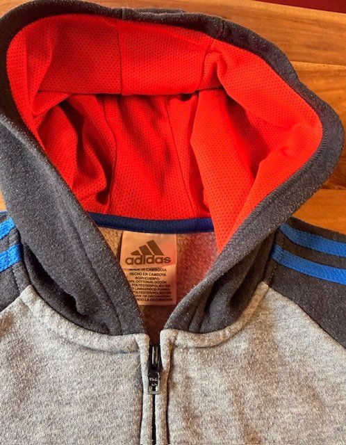 Adidas Maglioni & Felpe: Adidas Pullover Grösse 134/140 – Usato da Lömmenschwil venduto da classico01 1