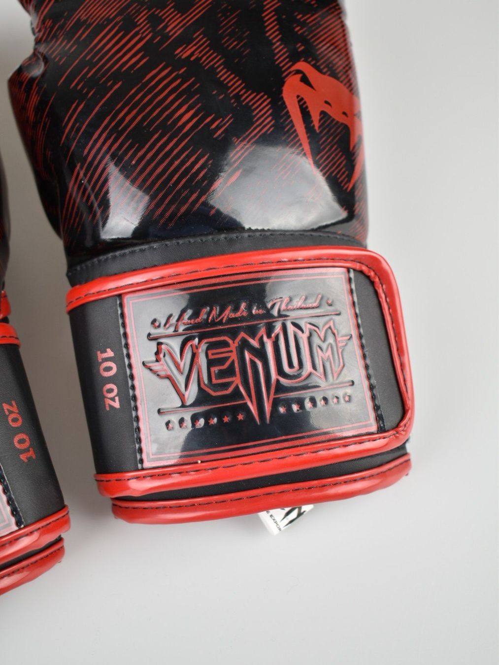Handschuhe & Handstulpen: Venum Boxhandschuhe, 10oz, unbenutzt – Neu (gemäss Beschreibung) aus Nürensdorf von 2ND_STORY 1