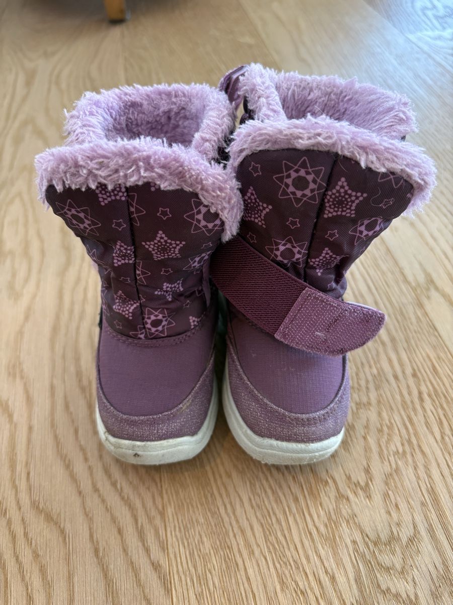 Scarpe per ragazzi: Children snow boots size 23 – Usato da St. Gallen venduto da ott_f827