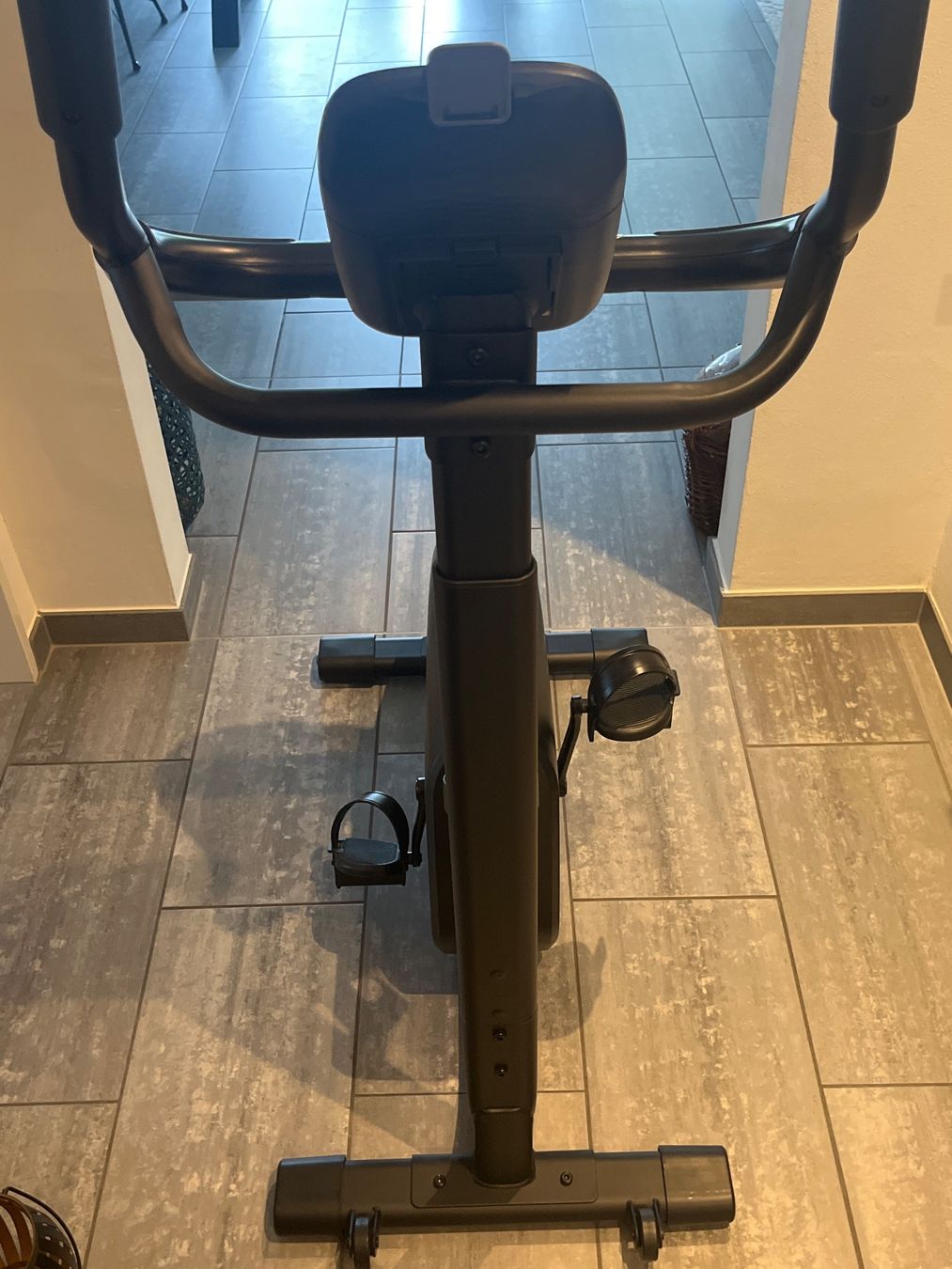 Hometrainer: Heimtrainer EB900 schwarz - kaum genutzt – Usato da Neerach venduto da Muki_1981 6