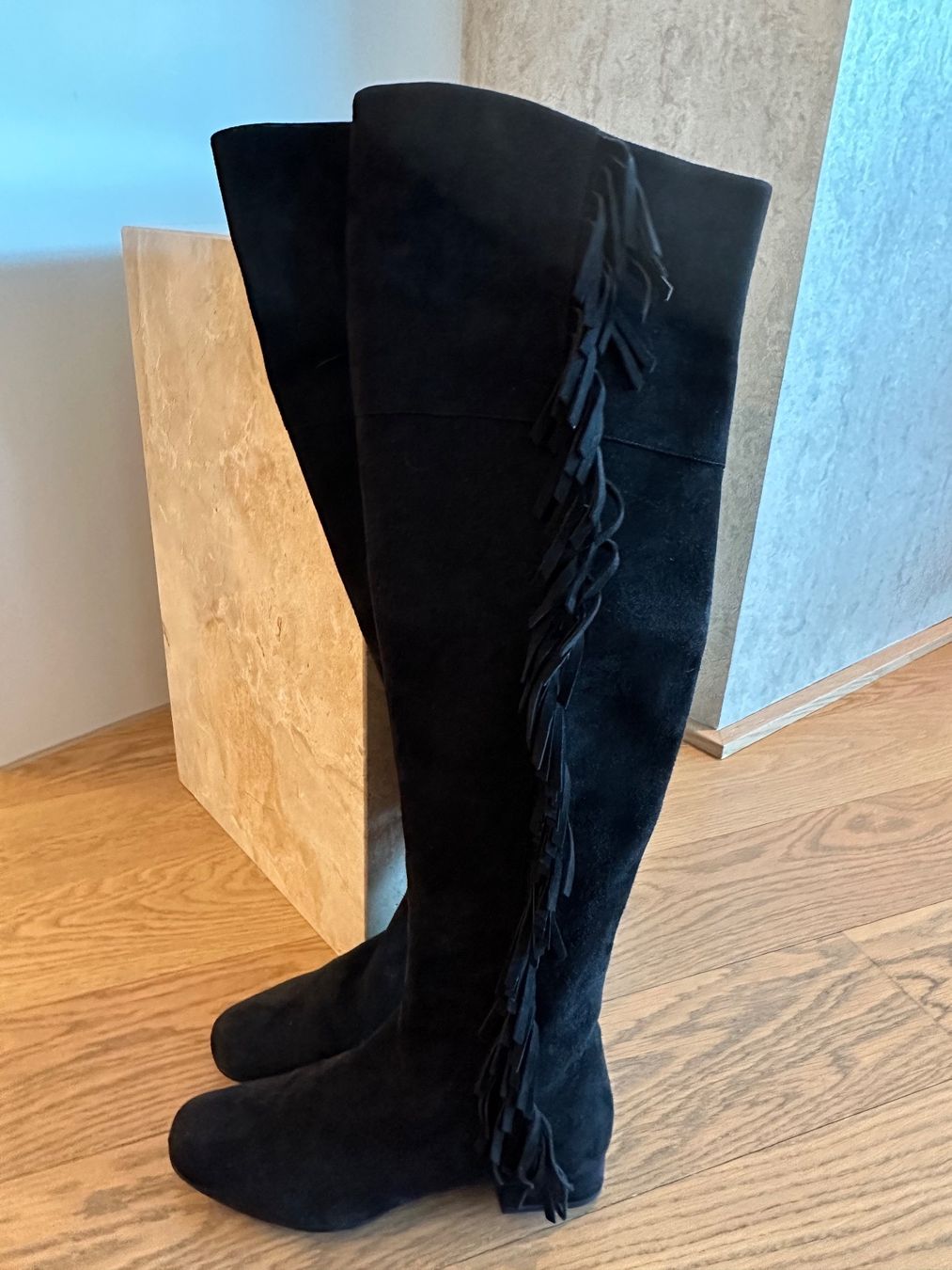 Scarpe da donna: Saint Laurent suede fringe boots – Usato da Paradiso venduto da apf_mh9c
