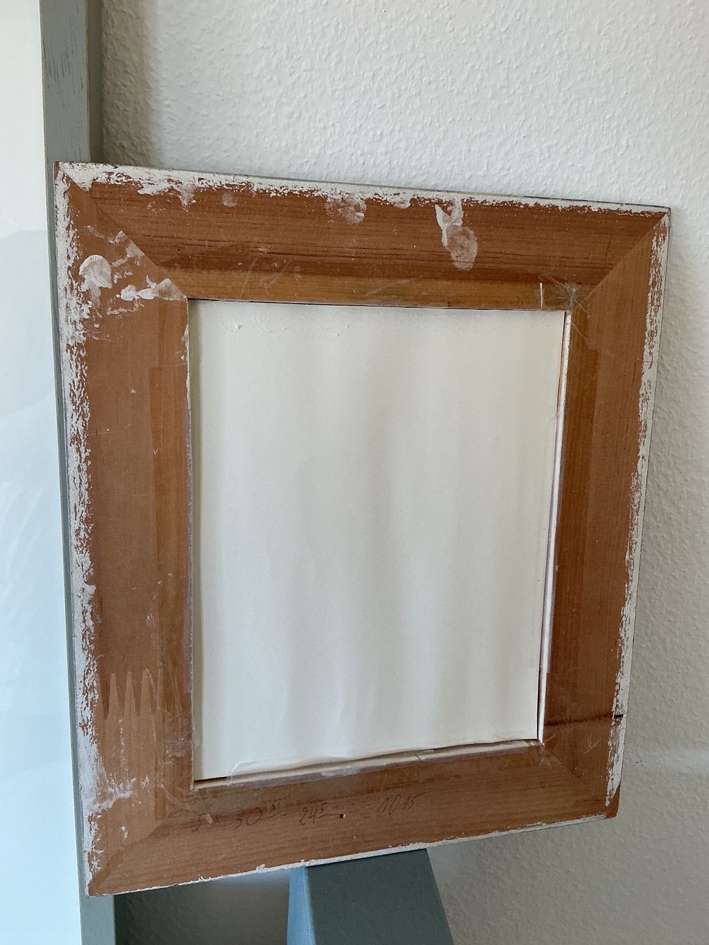 Cadres de tableaux: Bilderrahmen Holz mit Bild und goldfarbenem Eichenblatt – D'occasion à Zürich par ves_w6wl 2