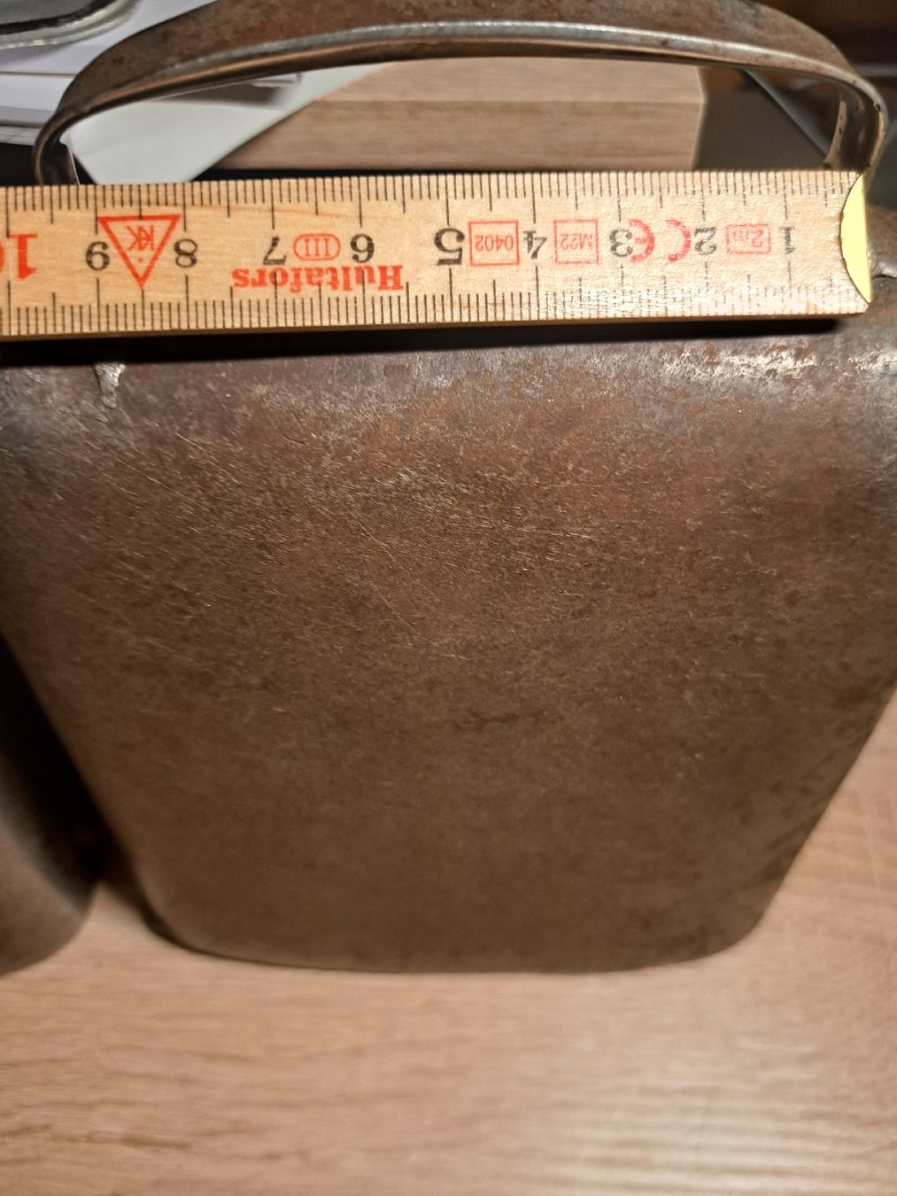 Glocken & Treicheln: 2 Bissen – Gebraucht aus Egg (Flawil) von Tuli_pan72 4