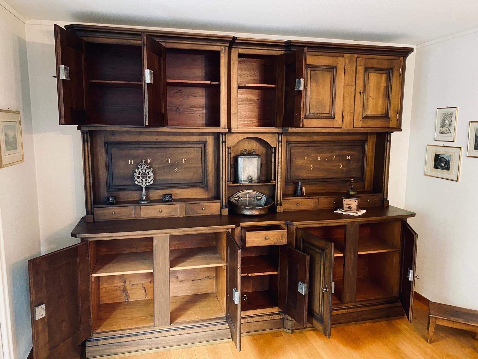 Credenze: Antikes Buffet Nidwaldner Art anno 1830 – Usato da Udligenswil venduto da Rapsak 1
