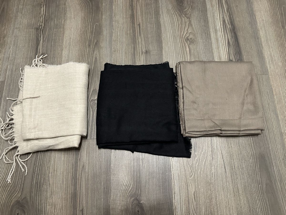 H&M Foulard & Sciarpe: 3x Schal schwarz - beige - weiss – Usato da Schaanwald venduto da ael248