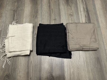 3x Schal schwarz - beige - weiss